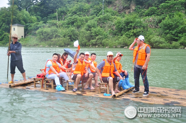 和今頂來一場說走就走的旅行，就在這個夏天