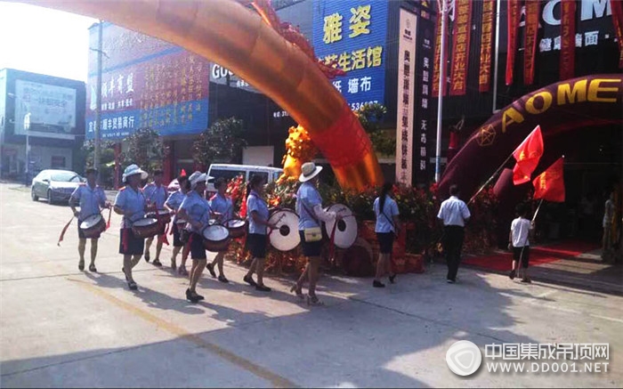 陣勢(shì)不容小覷，奧盟宜春專賣店開業(yè)大吉